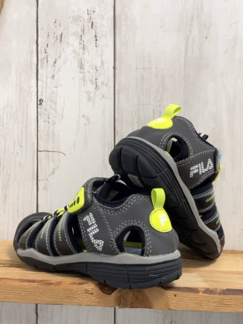 Fila  Halbsandalen Gr. 26  grau hellgrüne Schnürsenkel weiße Schrift