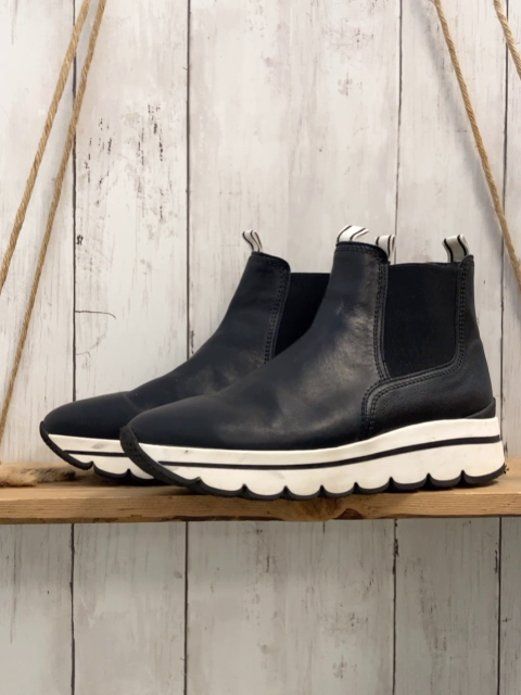 fast neu Gabor  Boots  Gr. 39  schwarz weiße Sohle NP 130 € 
