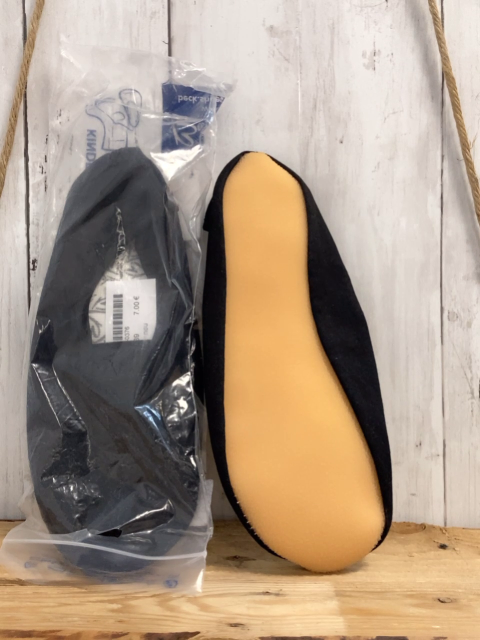 neu  Gymnastikschuhe  Gr. 39  schwarz NP 15,95 € 