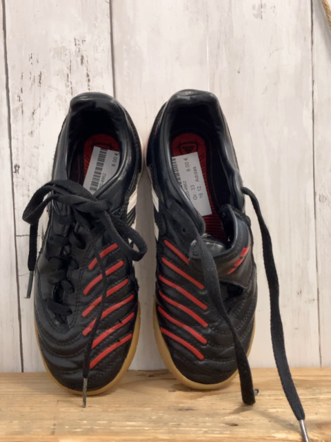 Adidas  Schuhe  Gr. 33  schwarz + rot weiße Streifen 