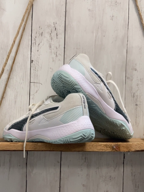 Puma Schuhe Gr. 37,5  weiß mint grau