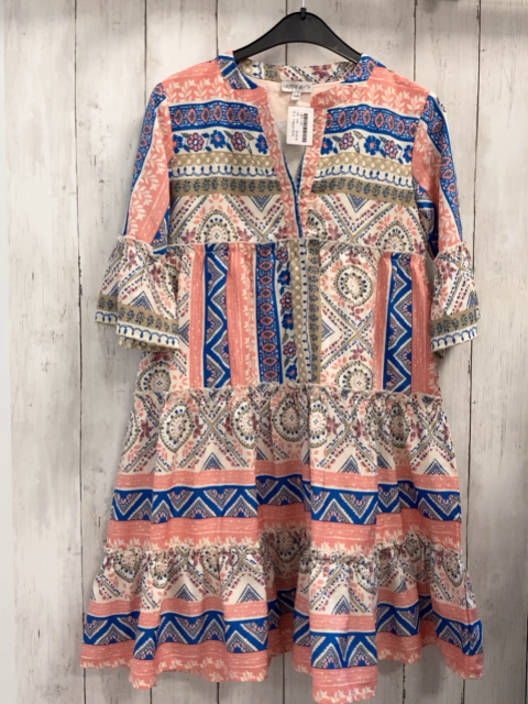 Happy Girls  Kleid  Gr. 140  weiß beige himbeere blauer Druck mit Blumen Rauten 