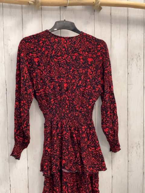 Zara  Kleid  Gr. 152  schwarz roter Druck Struktur 