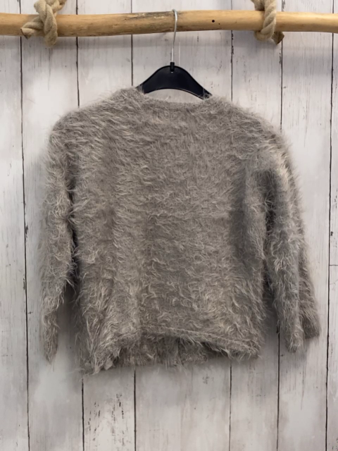 Zara  Strickjacke  Gr. 116  grau flusig 