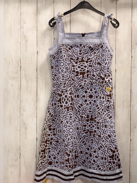 No No  Kleid  Gr. 158/164  braun mit hellgrauem Druck Rückseite gel mit grau braunem Druck