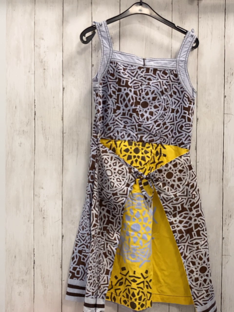 No No  Kleid  Gr. 158/164  braun mit hellgrauem Druck Rückseite gel mit grau braunem Druck