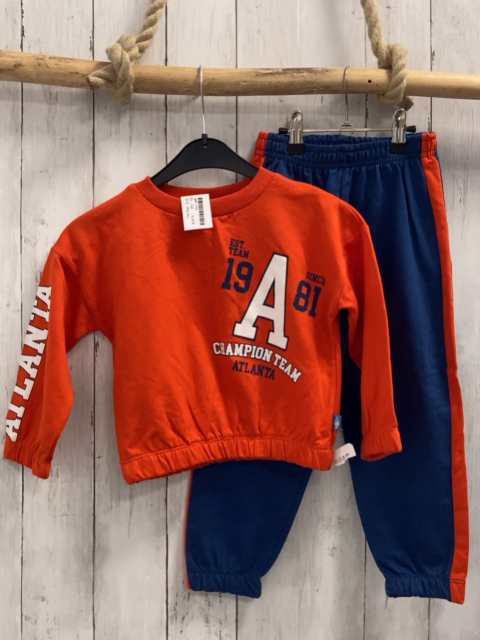 2tlg neu  Pullover + Jogginghose  Gr. 104  orange Schrift + blau orange Seitenstreifen 