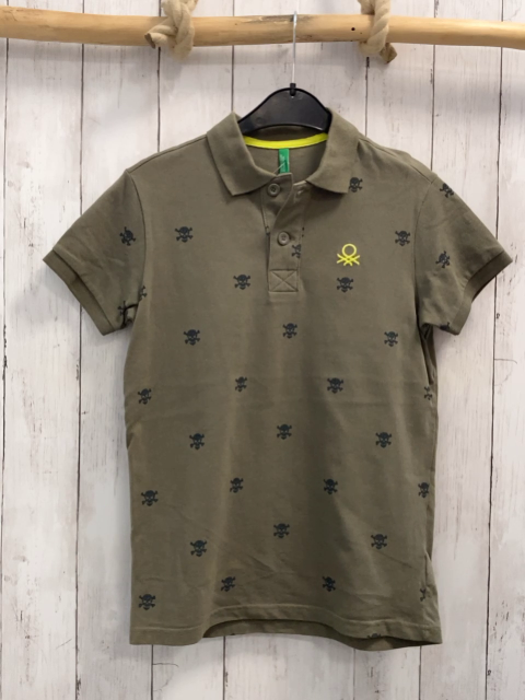 Benetton  T-Shirt  Gr. 158  kiwi graue Totenköpfe gelbes Label Polokragen 