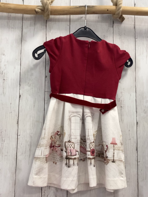 Mayoral  Kleid  Gr. 104  weinrotes Oberteil weißer Rock mit Möbeln + Mädchen 