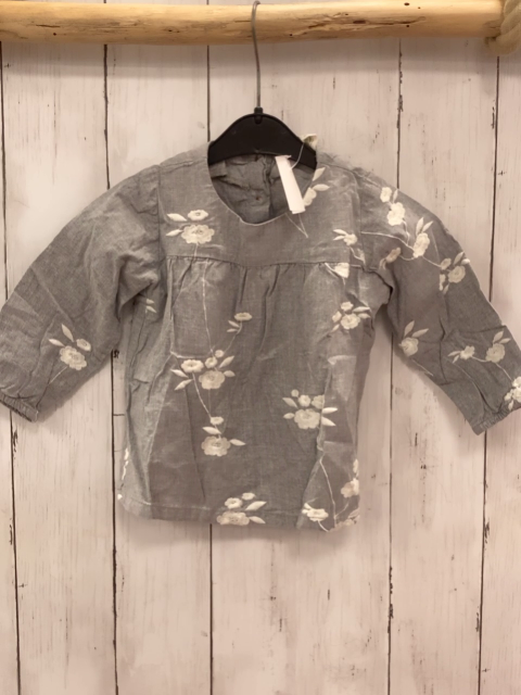Alana  Bluse  Gr. 80  grau gestickte weiße Blumen 