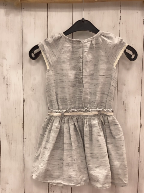 Next  Kleid  Gr. 98  hellgrau grau meliert Rock mit gestickten Blumen 