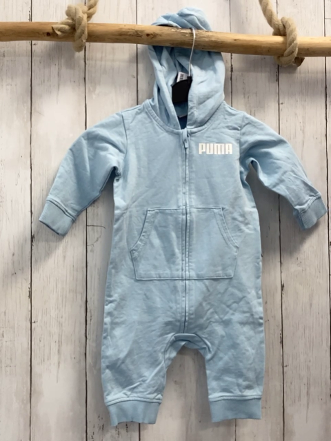 Puma  Overall Gr. 68  hellblau weiße Schrift Kapuze 