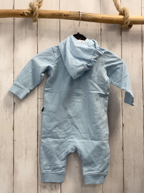 Puma  Overall Gr. 68  hellblau weiße Schrift Kapuze 