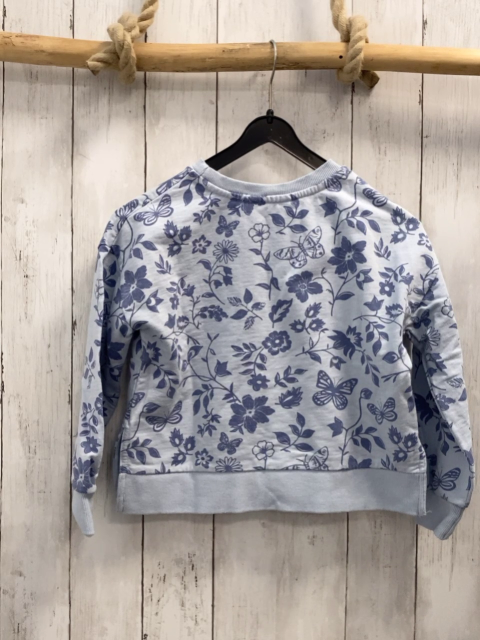 Mango Pullover  Gr. 122  hellblau blaue Blumen Schmetterline 