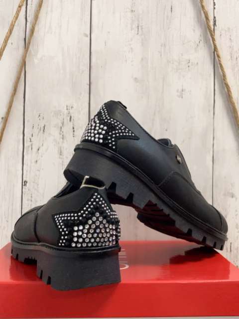 neu Liu-Jo  Schuhe  Gr. 33  schwarz an der Ferse Steine in Sternenform 