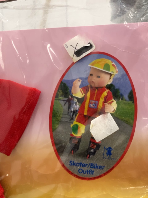neu  Puppenkleidung  Skateroutfit 