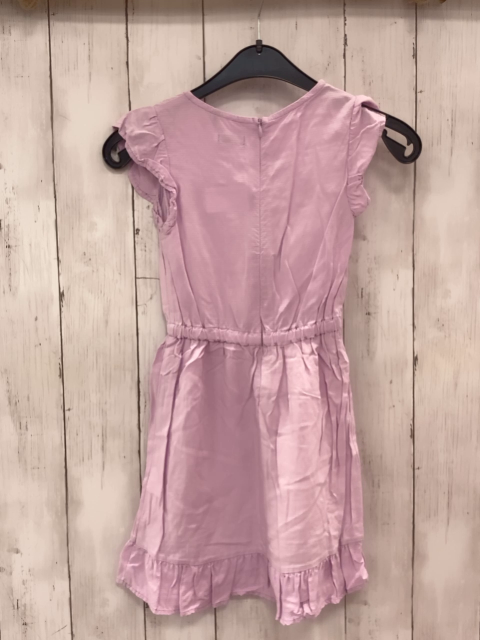 IkkS  Kleid  Gr. 116  heller fliederton Rüschen 