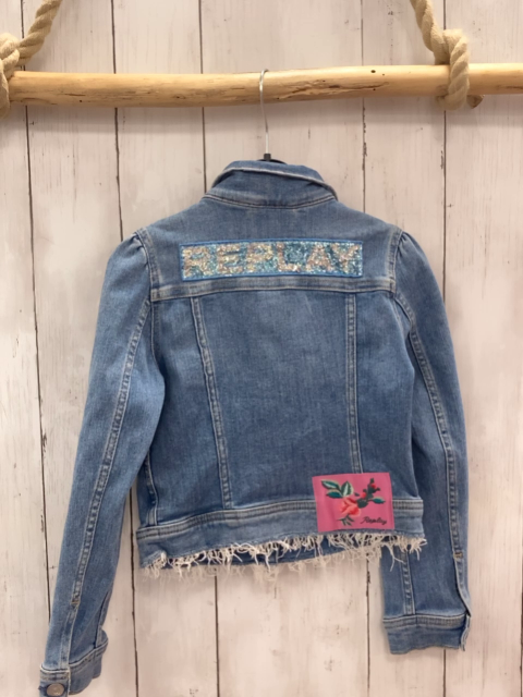 Replay  Jeansjacke  Gr. 116  blau weißer Fransensaum 