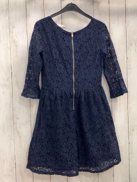 H&M Kleid Gr. 158  blau Lochmuster