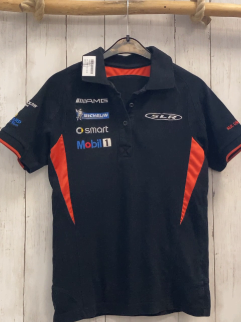   T-Shirt  Gr. 146/152  schwarz Polokragen Aufnäher roter Bund 