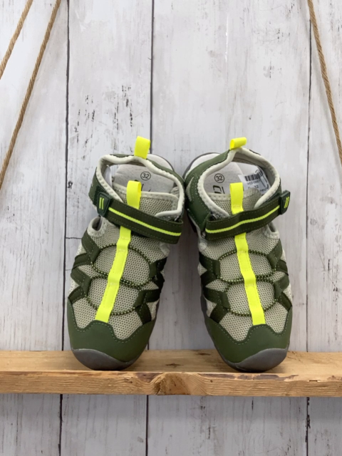 neu  Sandalen  Gr. 32  kiwi hellgrau gelb 