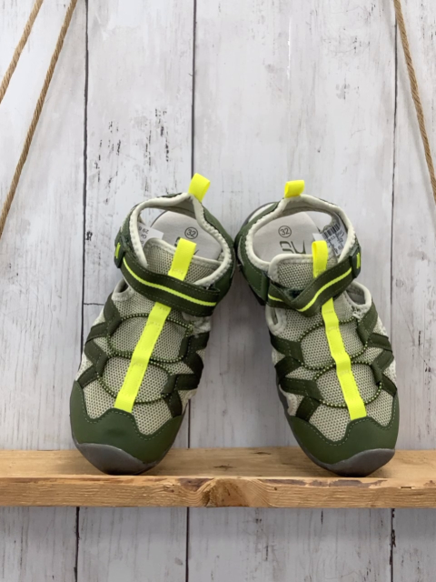 neu  Sandalen  Gr. 32  kiwi hellgrau gelb 