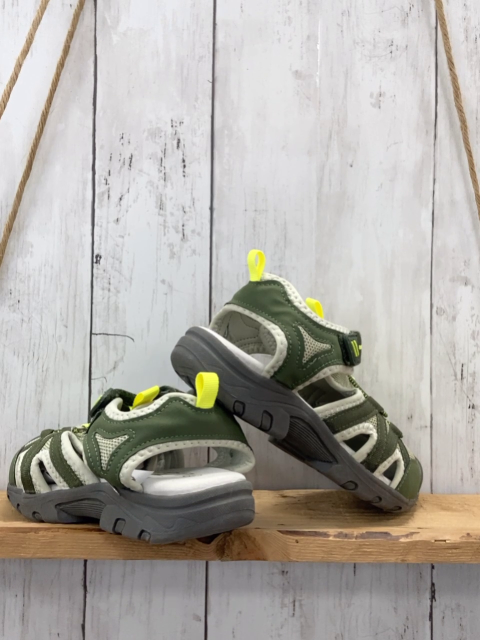 neu  Sandalen  Gr. 32  kiwi hellgrau gelb 