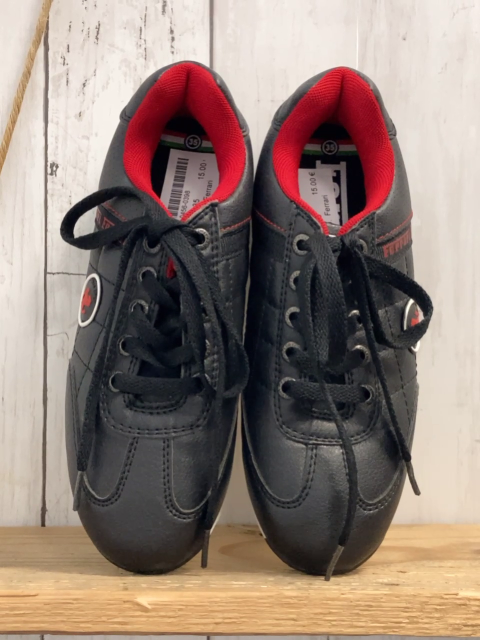 Ferrari  Schuhe  Gr. 35  schwarz roter Bund 