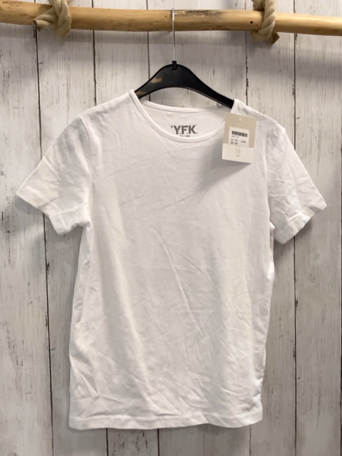 neu  T-Shirt  Gr. 134  weiß 