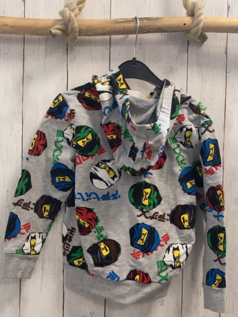 Lego Pullover  Gr. 110  hellgrau Kapuze Ninjagoköpfe 