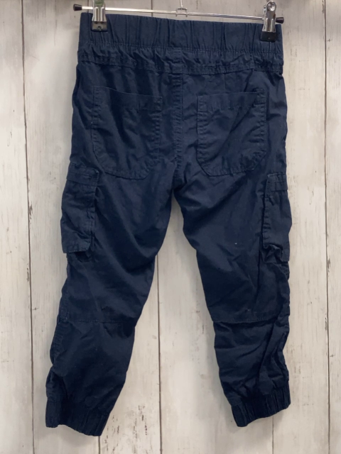   Hose  Gr. 104  blau gefüttert 