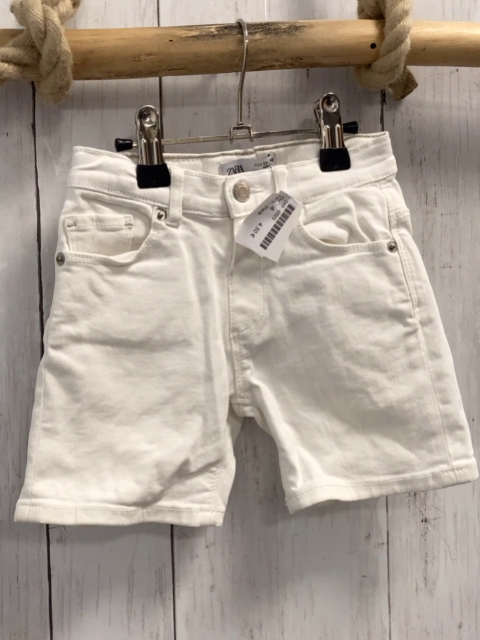 Zara  Shorts  Gr. 98  weiß Bund verstellbar 