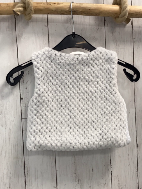 S´ Oliver  Weste  Gr. 86  hellgrau Plüsch 