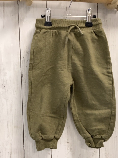 alana  Jogginghose  Gr. 80  kiwi 