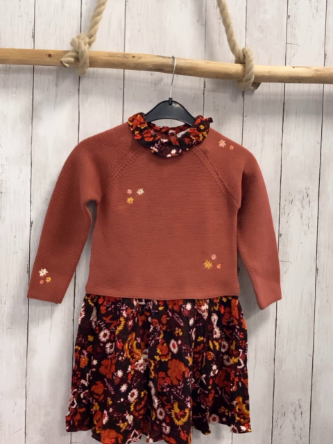 Next  Kleid  Gr. 104  rost Strickoberteil Kragen + Rock mit bunten Blumen 