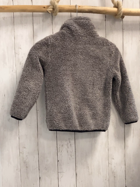 Protest  Teddyjacke  Gr. 116  hellgrau schwarzer Bund + Reißverschluss 