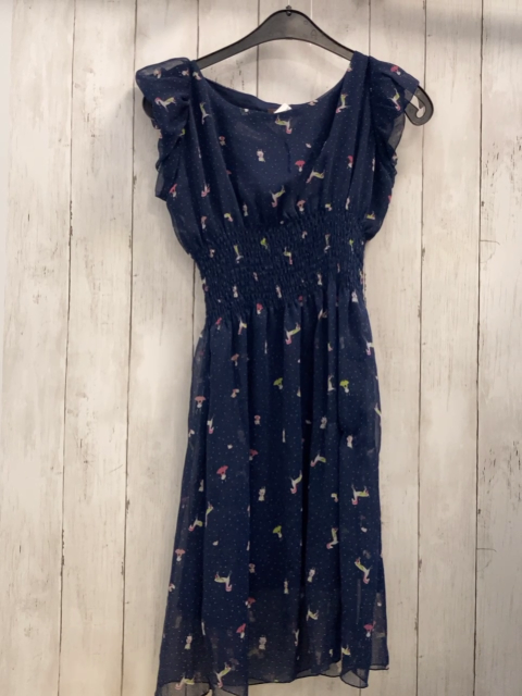  Kleid Gr. 146  Blau Punkte Tiere gesmokt