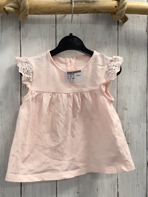 Next  T-Shirt  Gr. 74  rosa Rüschenärmel mit Lochstickerei