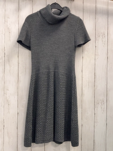 Zara  Kleid Gr. M grau Strick Rippen + Zöpfe 