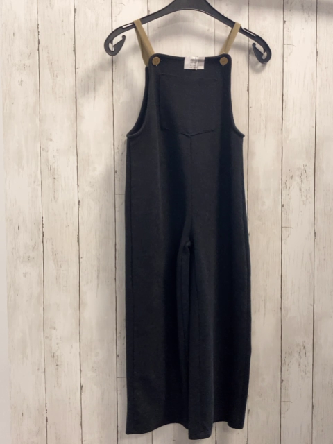 Zara  Latzhose  Gr. 140  grau breiter Schlag 