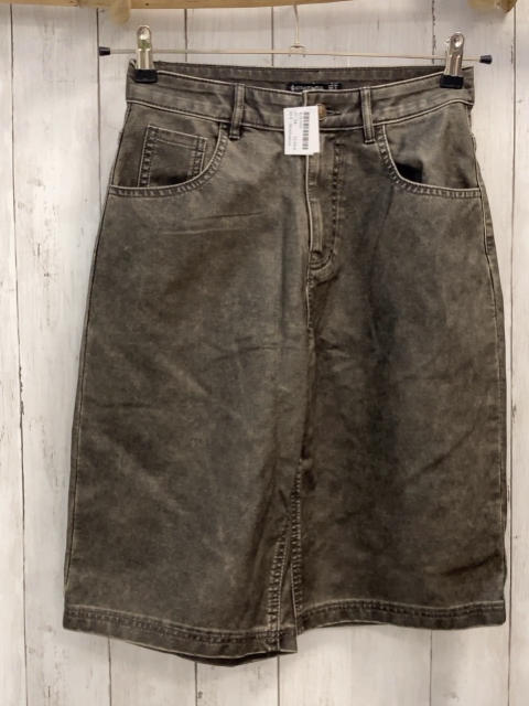 Stradivarius  Shorts  Gr. 34  grau lederopitk 