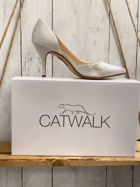 neu Catwalk  Pumps  Gr. 38  hellgrau silber Steine NP 29,90 € 