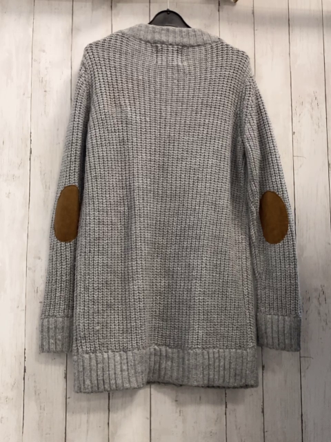 Zara  Strickjacke Gr. S grau braune Aufnäher an den Ellenbogen 