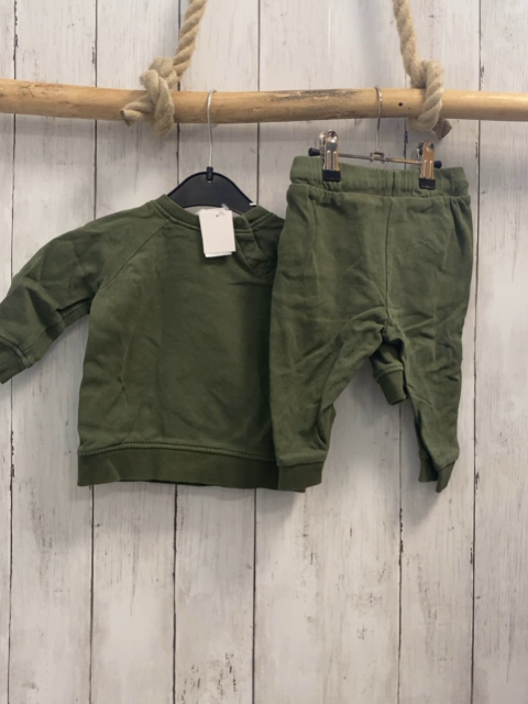2tlg H&M  Pullover + Jogginghose  Gr. 74  kiwi Fuchsköpfe 