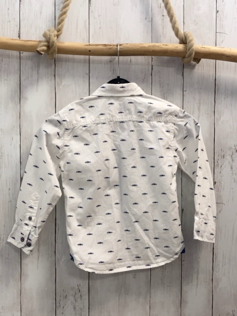 Basefield  Hemd  Gr. 110  weiß blaue Autos