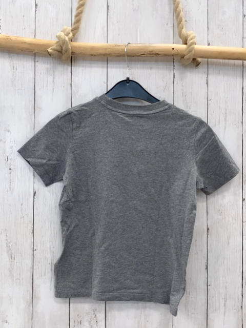 Puma  T--Shirt  Gr. 140  hellgrau + schwarz weiße Schrift
