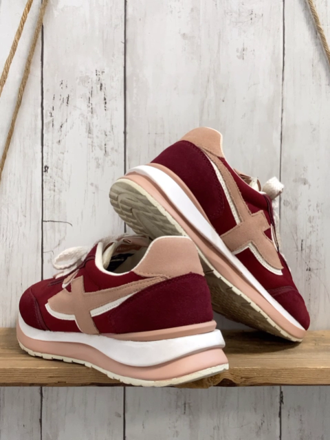 Tamaris  Schuhe  Gr. 36  rot lachs Ferse + Sohle weiße Schnürsenkel 