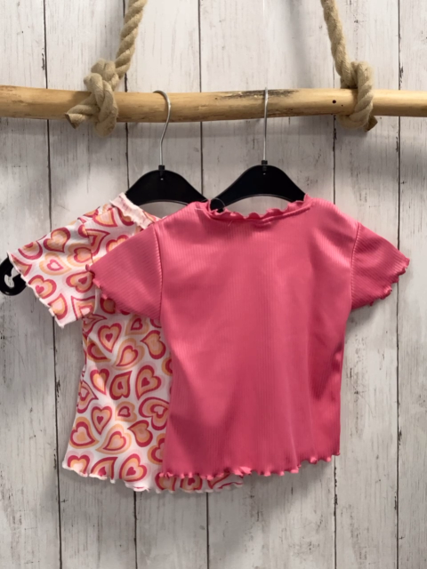 2 neue  T-Shirts  Gr. 92  weiß / pink Rippen Herzen 