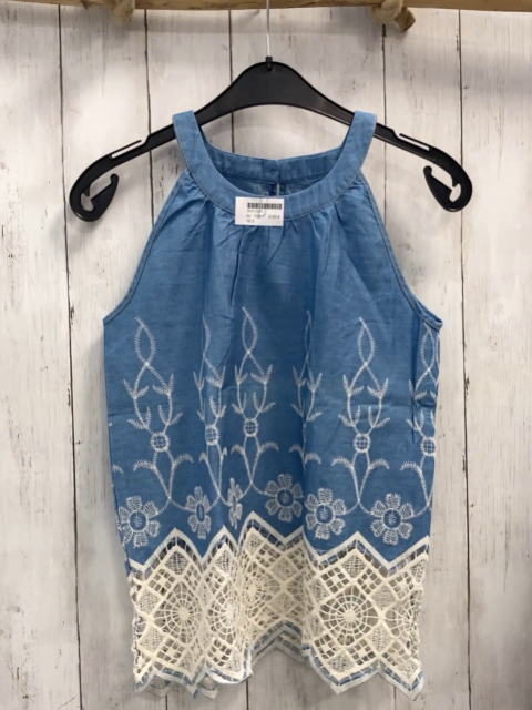   Sommverbluse  Gr. 152  hellblau Jeans weiße Stickerei + Saum mit Lochstickerei 