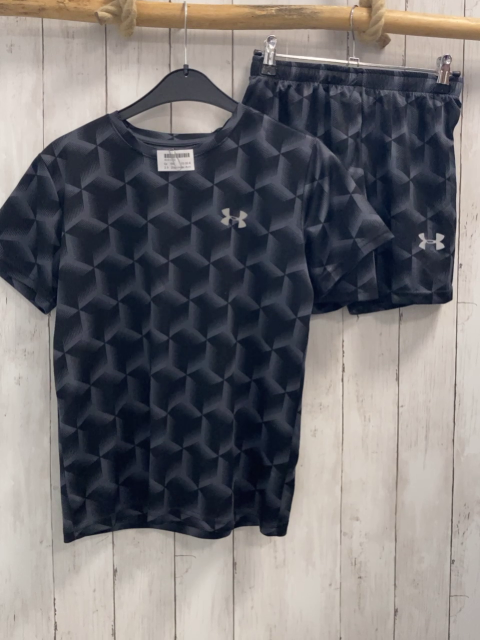 2tlg Under Armour  Sportset  Gr. 164  schwarz grauer Würfeldruck 
